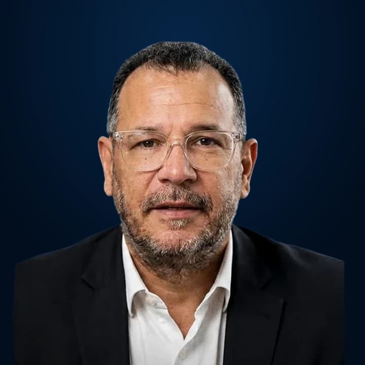 Lic. Julián Cardoso